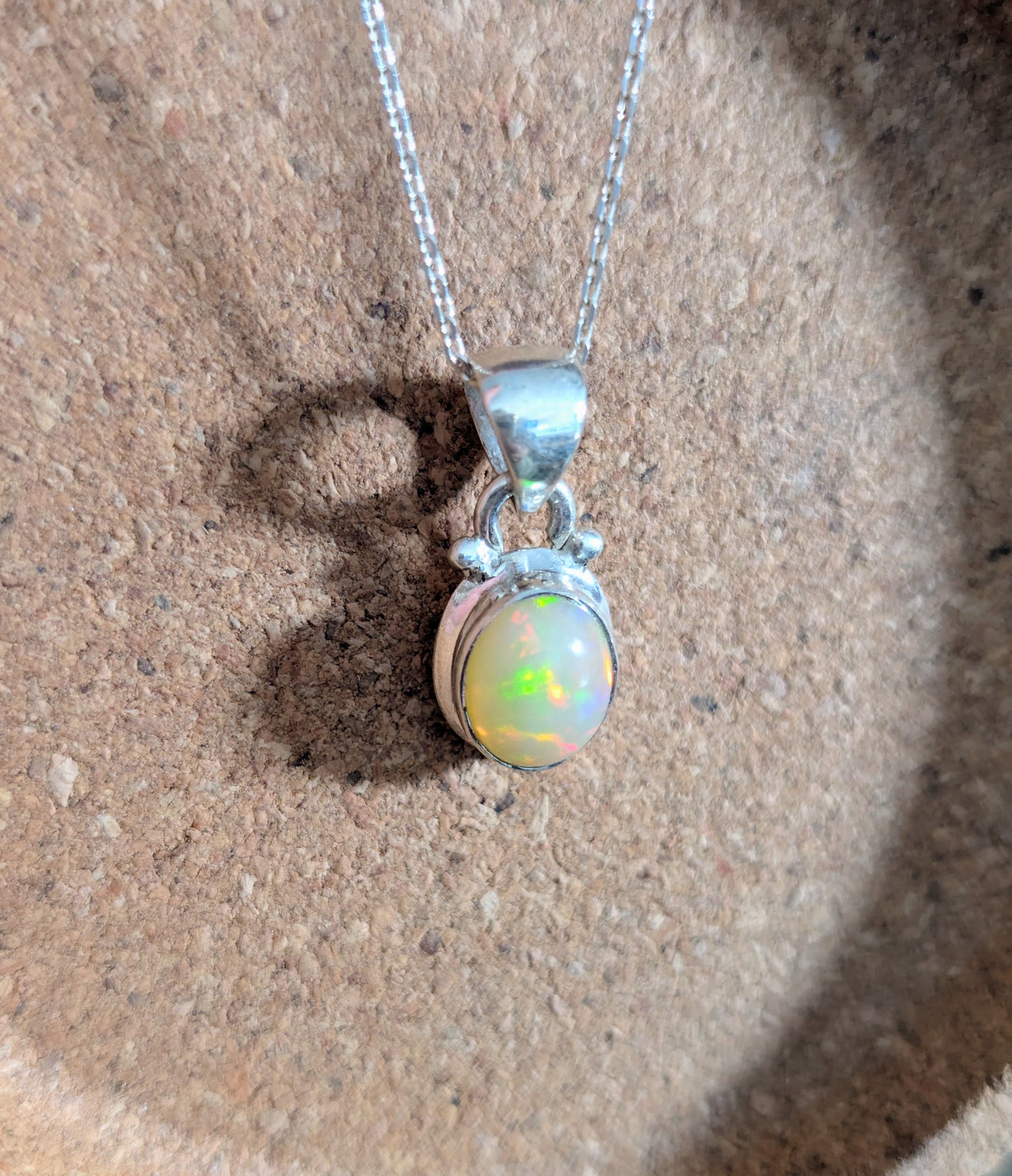 Collier Opale Welo SOLAIRE